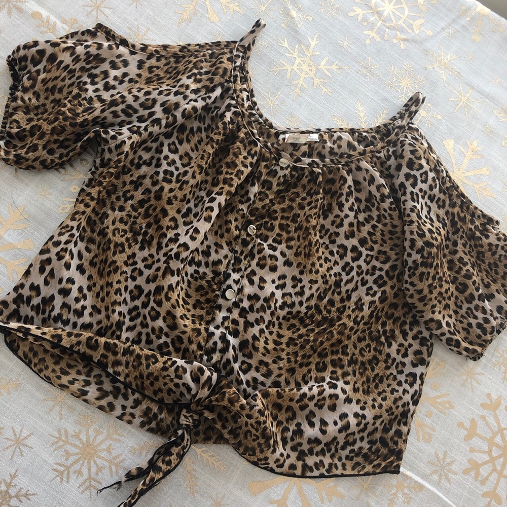 Leopard crop top